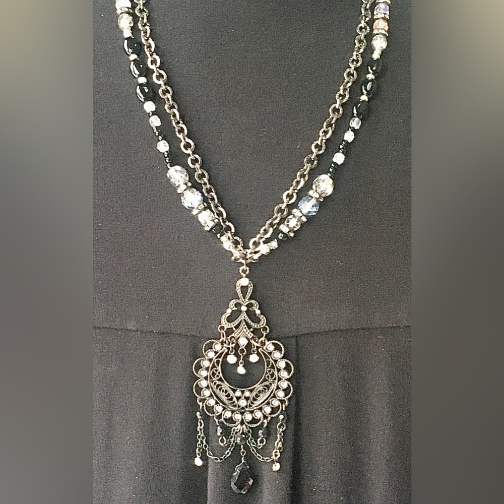 Handcrafted vintage double stranded pendant Amazing sparkle & movement-stunning - Picture 3 of 12
